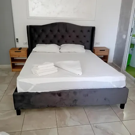 Si Daniel Apartament