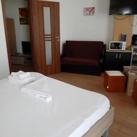 Si Daniel Apartament *